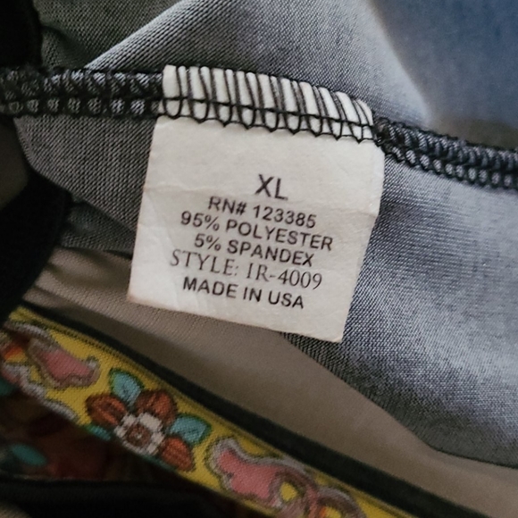 Ladies fashion top - Picture 3 of 4